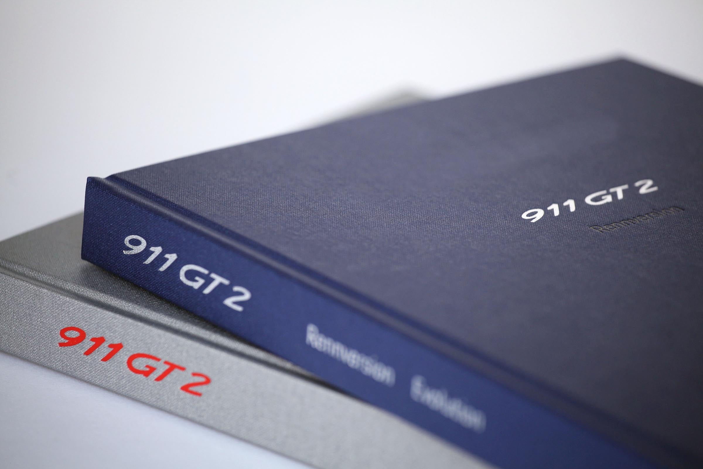 Porsche 993 GT2 Book - Englisch - Mäder Morse Field Recordings